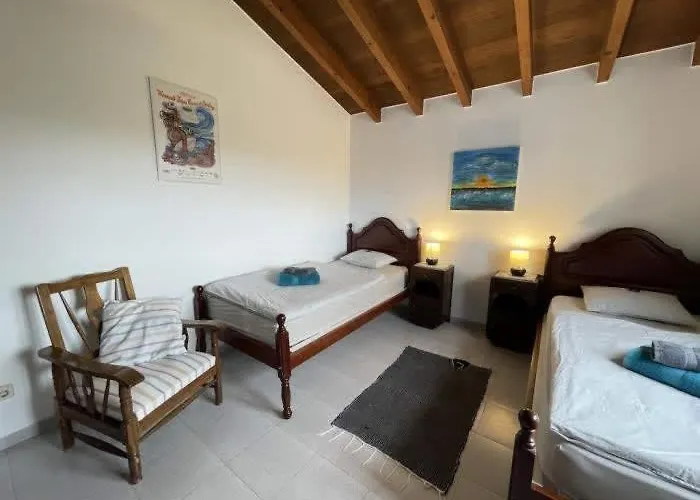 Da Silva Surfcamp- 2 Bettzimmer Mit Fruehstueck Daire