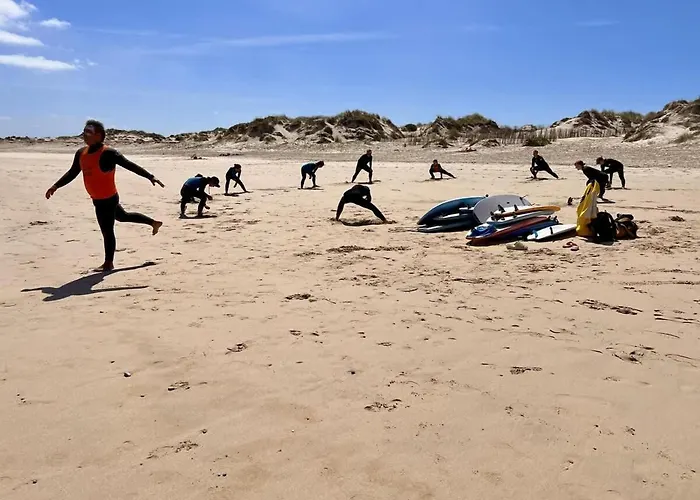 Da Silva Surfcamp- 2 Bettzimmer Mit Fruehstueck Daire Lourinhã